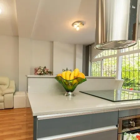 Apartment Bright + Pool Torrevieja